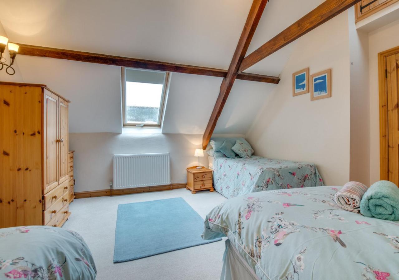 Вилла Luccombe Barn Exminster Экстерьер фото